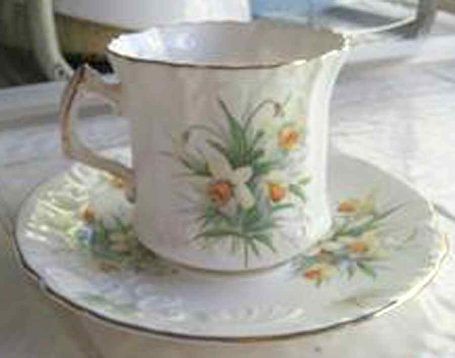 4157 Footed Cup & Saucer Set by Hammersley-1