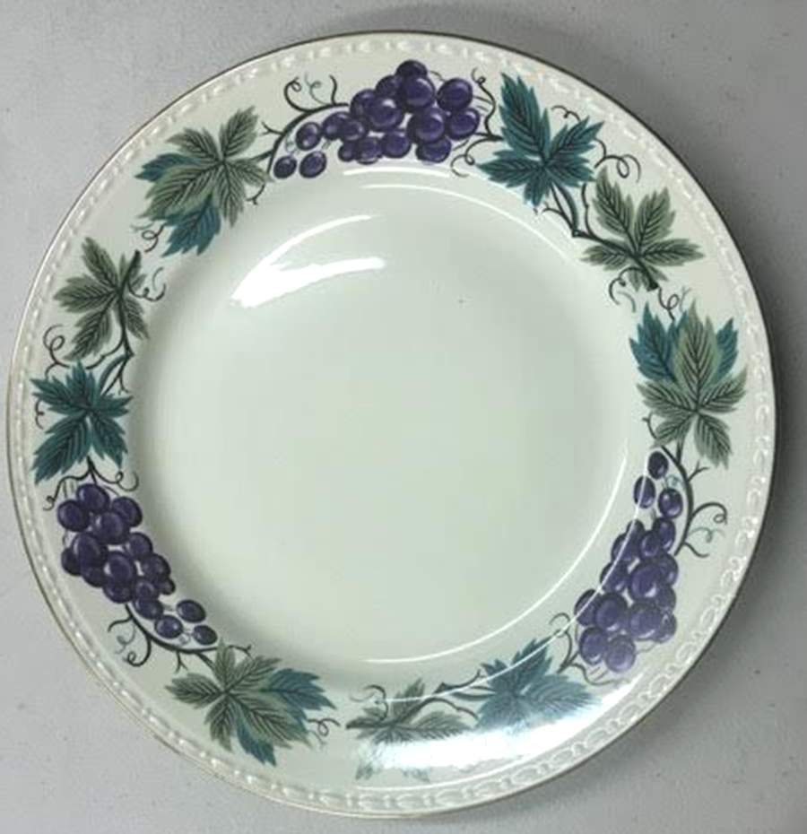 Hlc2376 Dinner Plate by Homer Laughlin -1