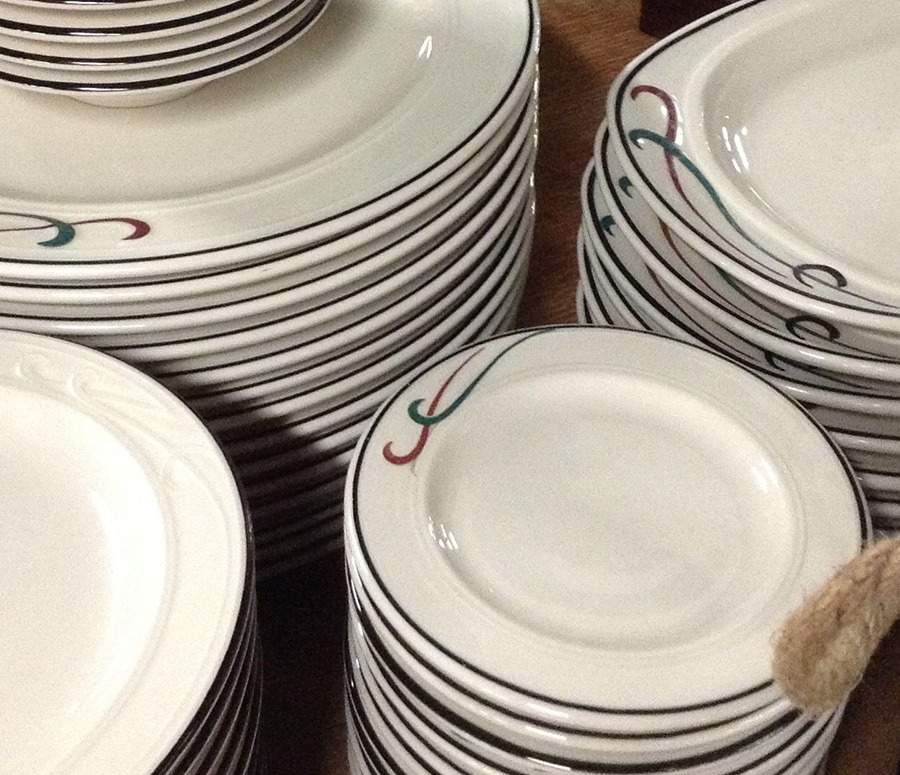 Ross Dinner Plate by Homer Laughlin -1