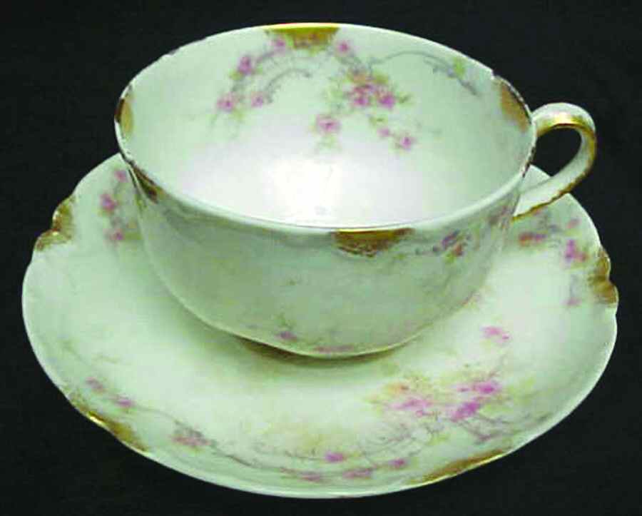 H2874 Flat Cup & Saucer Set by Haviland-1