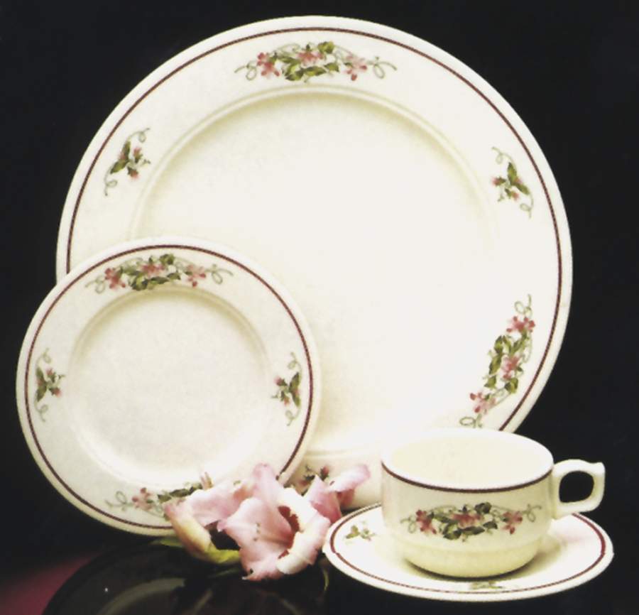 French Violets Dinner Plate by Homer Laughlin -1