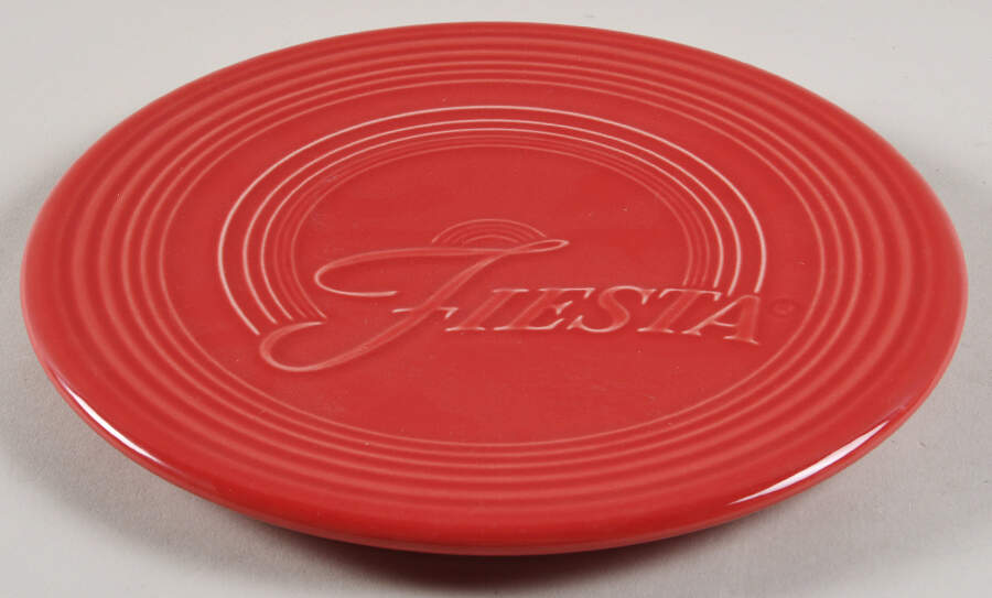 Fiesta Scarlet (Intro 2004) 8" Round Trivet by Homer Laughlin -1