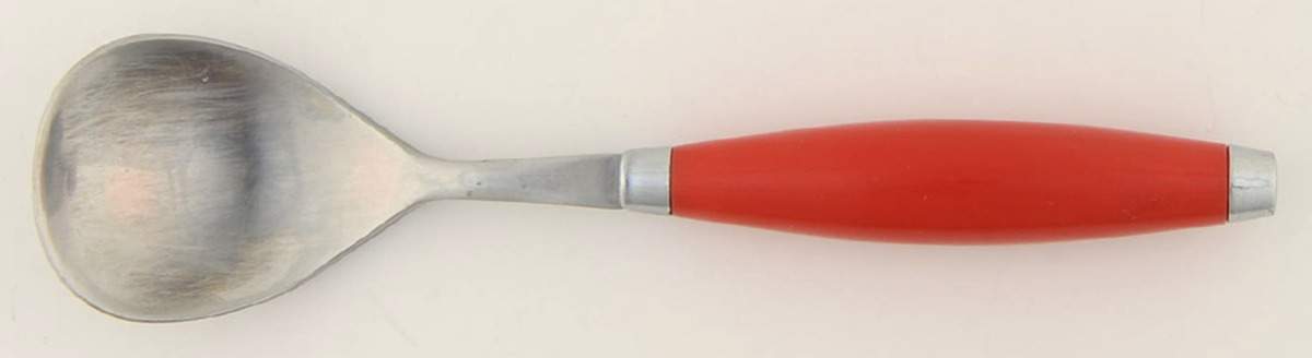 Fiesta Scarlet (Intro 2004) Sugar Spoon by Homer Laughlin -1
