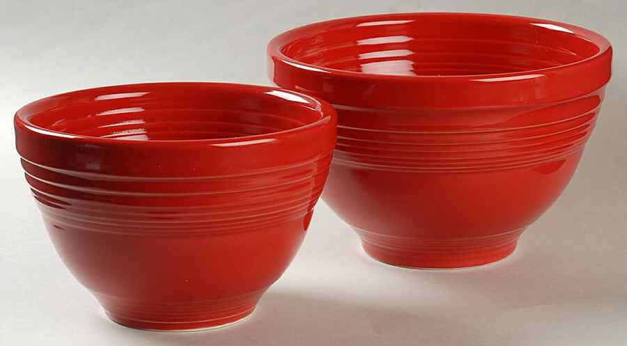 Fiesta Scarlet (Intro 2004) 2 Piece Prep Bowl Set (PREB6, PREB7) by Homer Laughlin -1