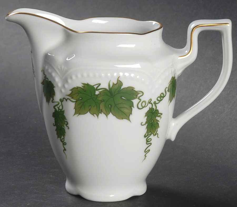 Wienlaub Creamer by Graf Von Henneberg-1