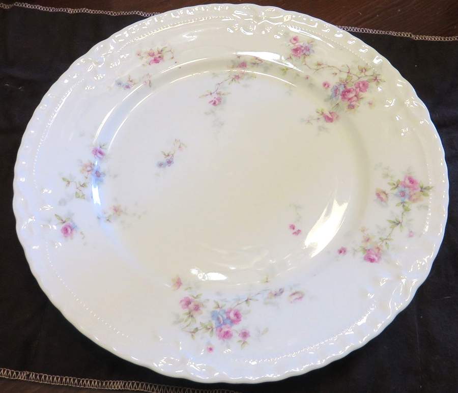 Schleiger 838-2 Dinner Plate by Haviland-1