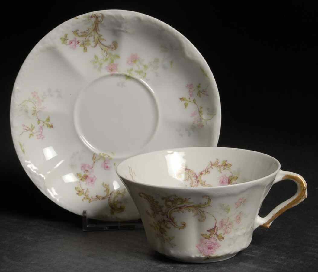 Schleiger 144-7 Flat Cup & Saucer Set by Haviland-1