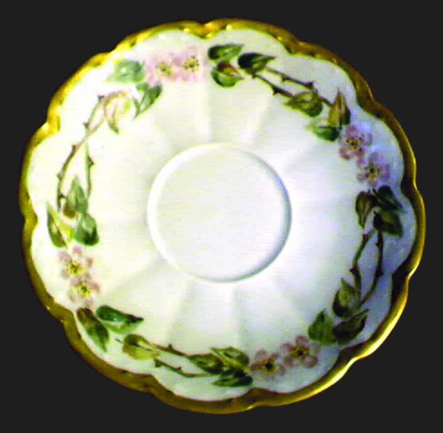 H2955 Saucer by Haviland-1