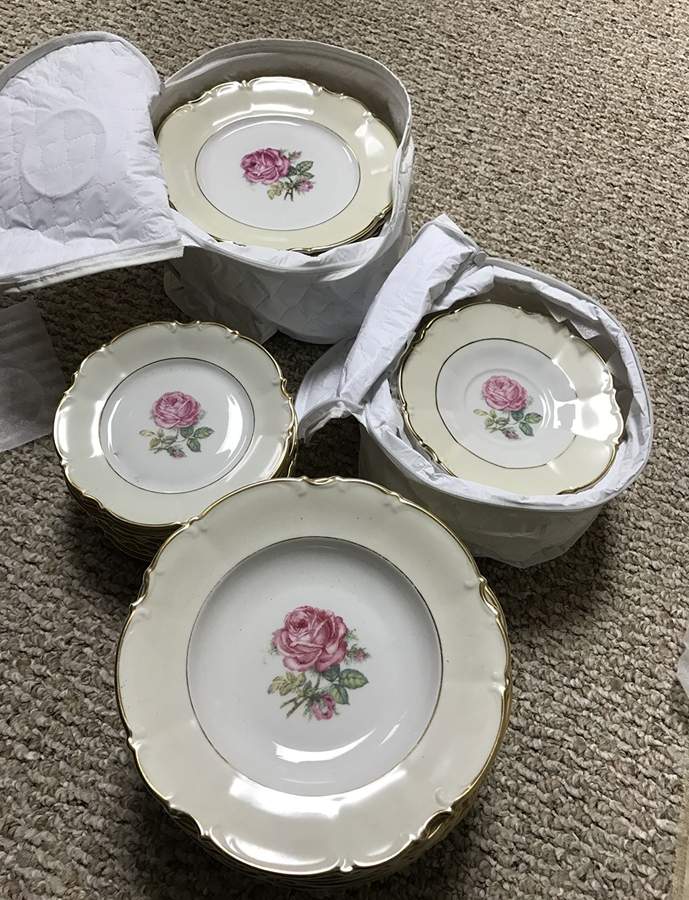 Tremont, The Dinner Plate by Hutschenreuther-1