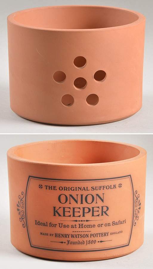 The Original Suffolk (Terra Cotta) Onion Keeper No Wood Lid by Henry Watson-1