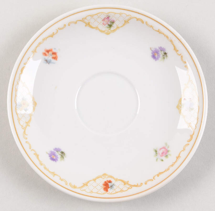 7470 (Cream Background) Saucer by Hutschenreuther-1
