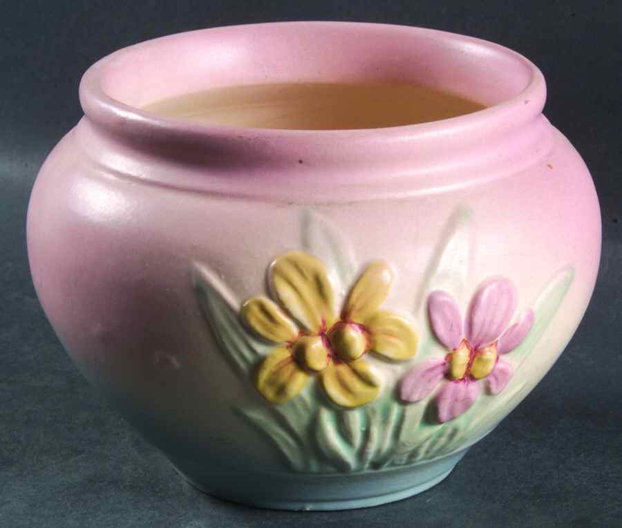 Iris Pink Blue 5" Jardiniere by Hull-1