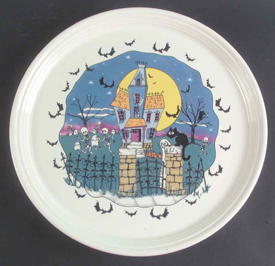 Fiesta Halloween Night 15" Pizza Tray by Homer Laughlin -1