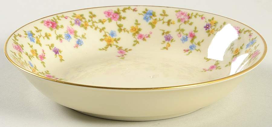 Coquette Cream Fruit/Dessert (Sauce) Bowl by Heinrich - H&C-1