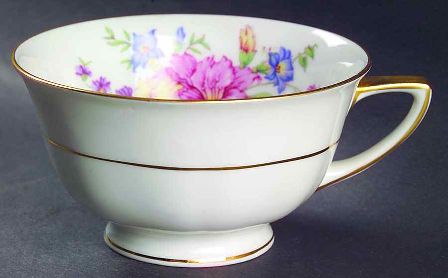 16260 Footed Cup by Heinrich - H&C-1