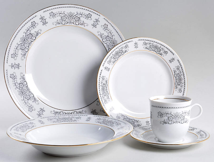 HEP48 5 Piece Place Setting by Graf Von Henneberg-1