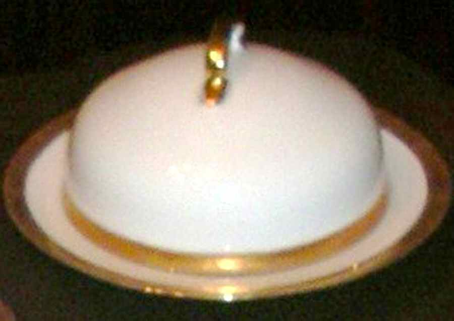 HUT1416 Round Covered Butter by Hutschenreuther-1