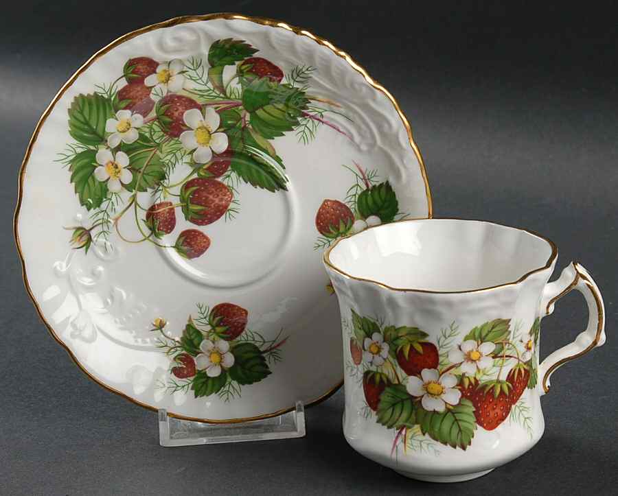 Strawberry Ripe (Scalloped, Embossed) Flat Cup & Saucer Set by Hammersley-1