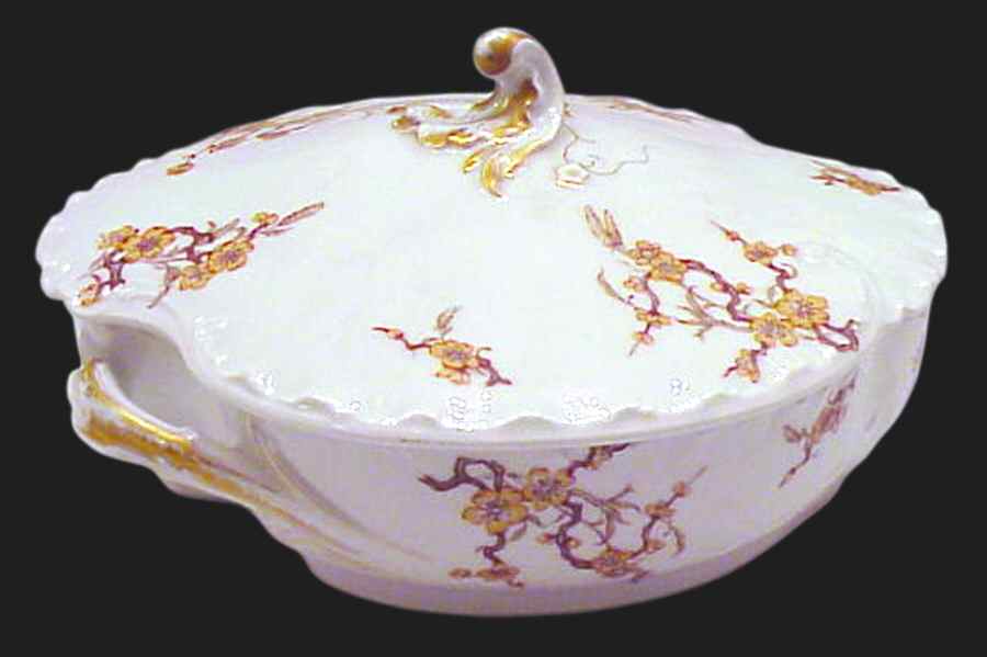 Schleiger 222-4 Round Covered Vegetable by Haviland-1