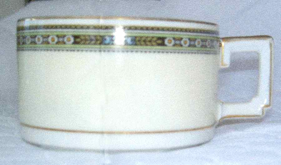 HC883 Flat Cup by Heinrich - H&C-1