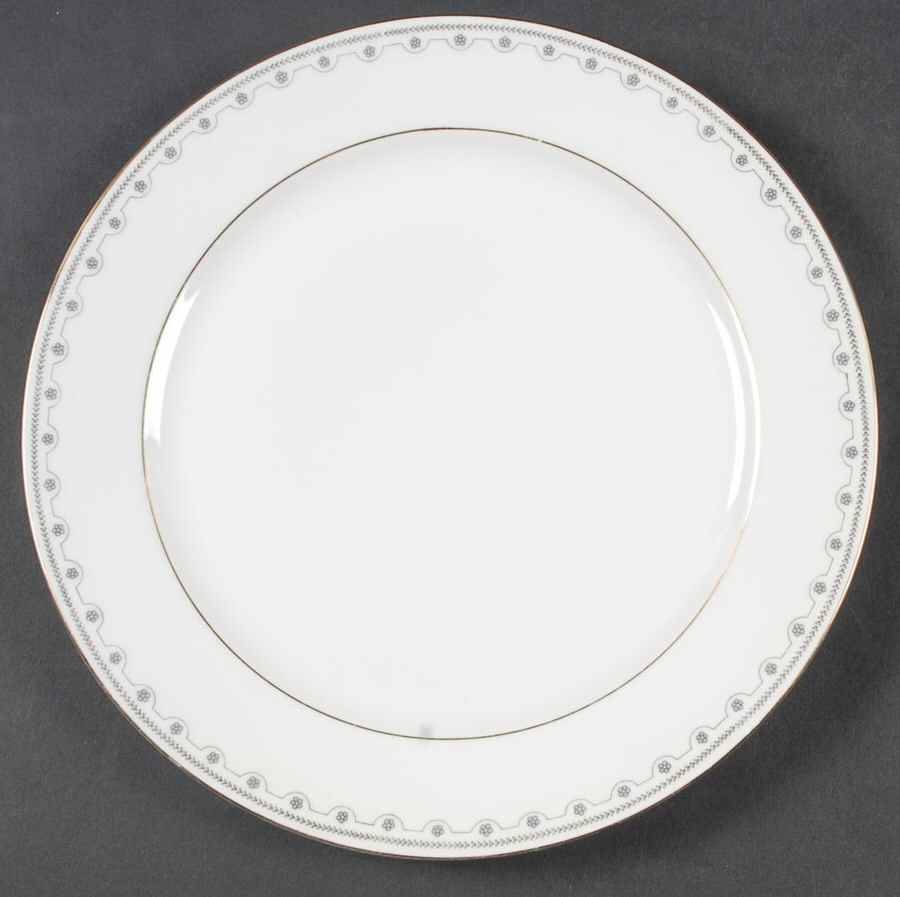 HWC29 Dinner Plate by HW (Germany, Czech)-1
