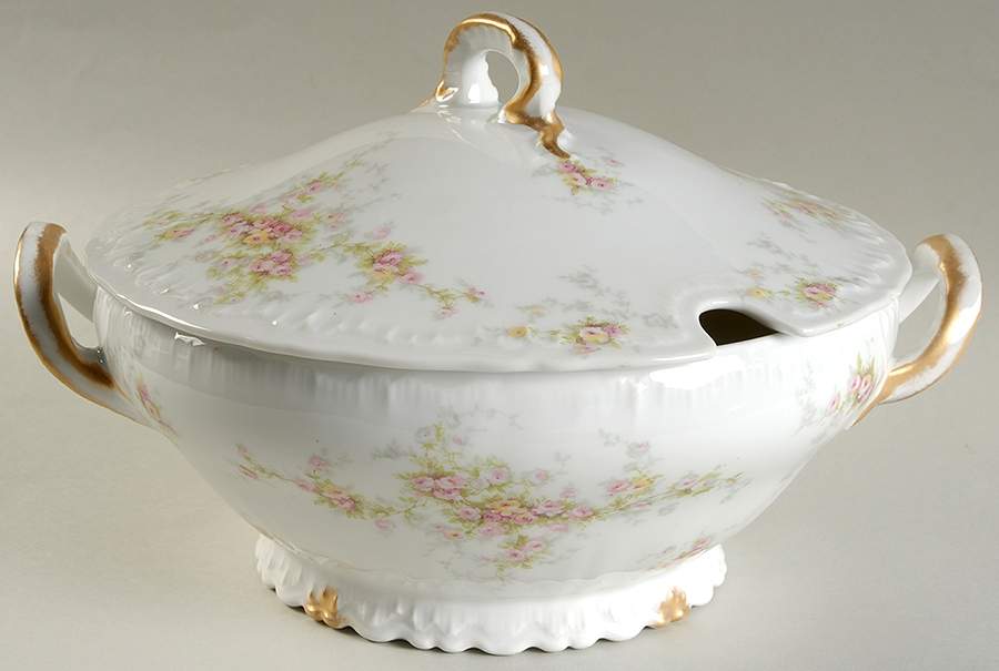 Schleiger 149-9 Tureen &  Lid by Haviland-1