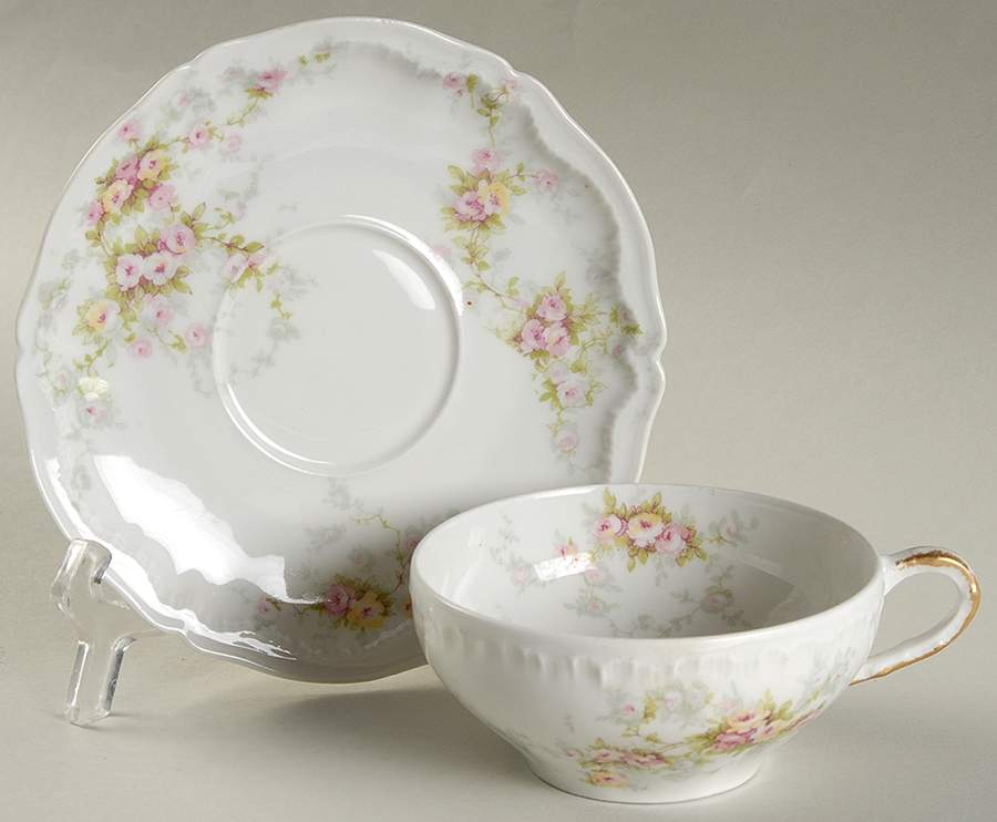 Schleiger 149-9 Flat Cup & Saucer Set by Haviland-1
