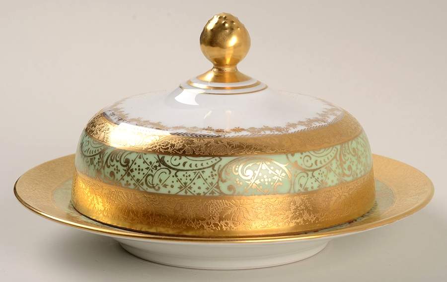 HUT1433 Round Covered Butter by Hutschenreuther-1