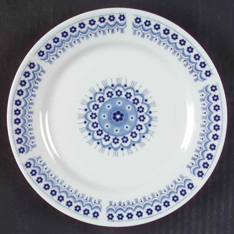 HEP102 Salad Plate by Graf Von Henneberg-1