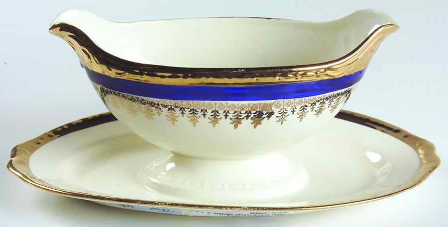 HLC2463 Gravy Boat with Attached Underplate by Homer Laughlin -1