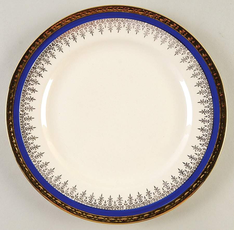 HLC2463 Dinner Plate by Homer Laughlin -1