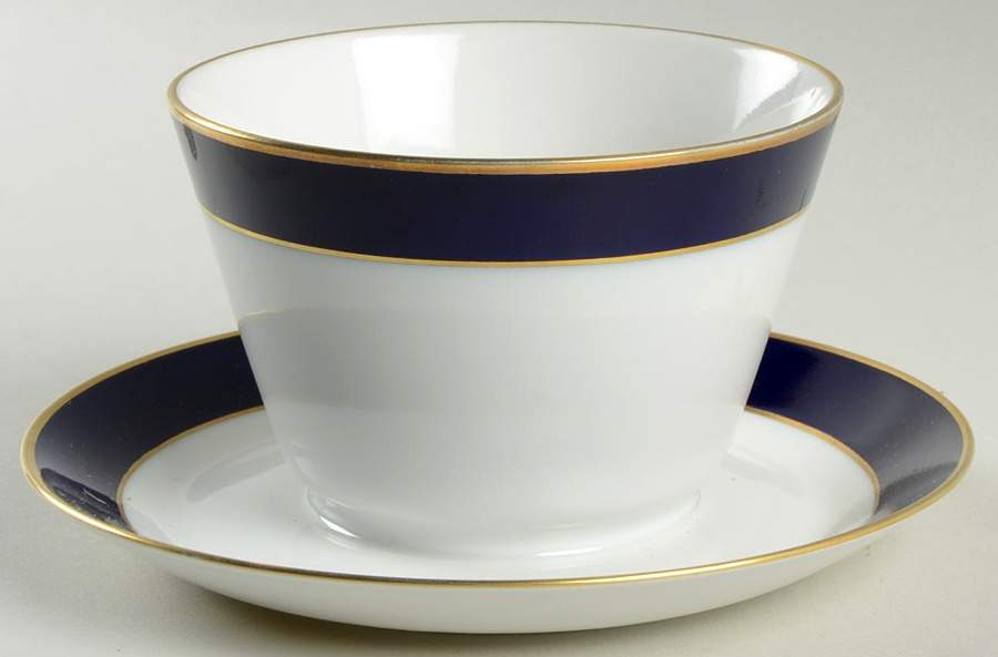 9264 Gravy Boat with Attached Underplate by Hutschenreuther-1