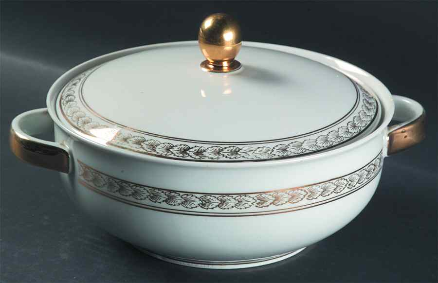 HUT1444 Round Covered Vegetable by Hutschenreuther-1