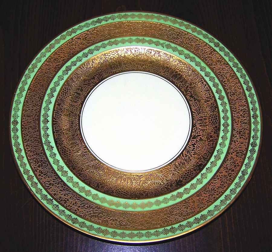 Hut1109 Dinner Plate by Hutschenreuther-1