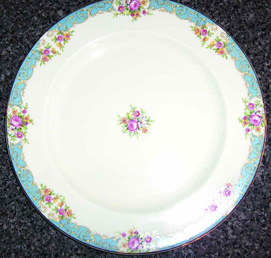 HLC2471 Dinner Plate by Homer Laughlin -1