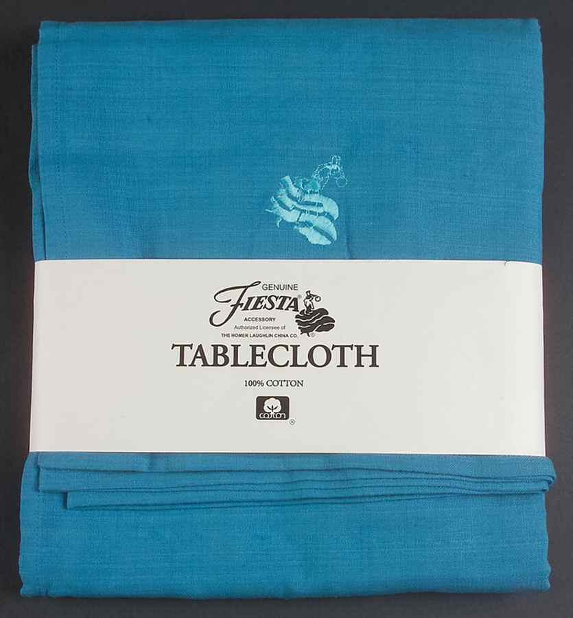 Fiesta Peacock (Intro 2005) 60" x 84" Rectangular Tablecloth by Homer Laughlin -1