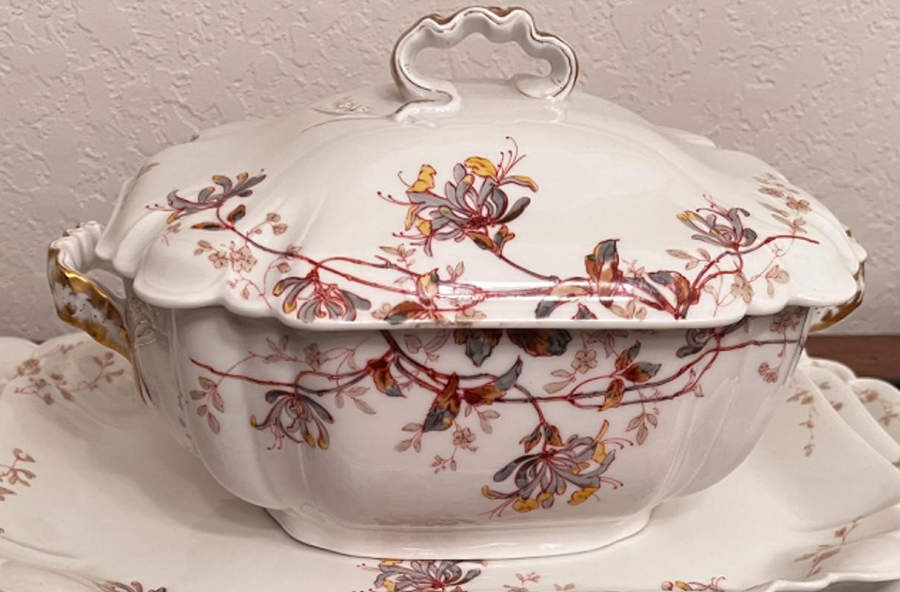 H3143 Square Covered Vegetable by Haviland-1