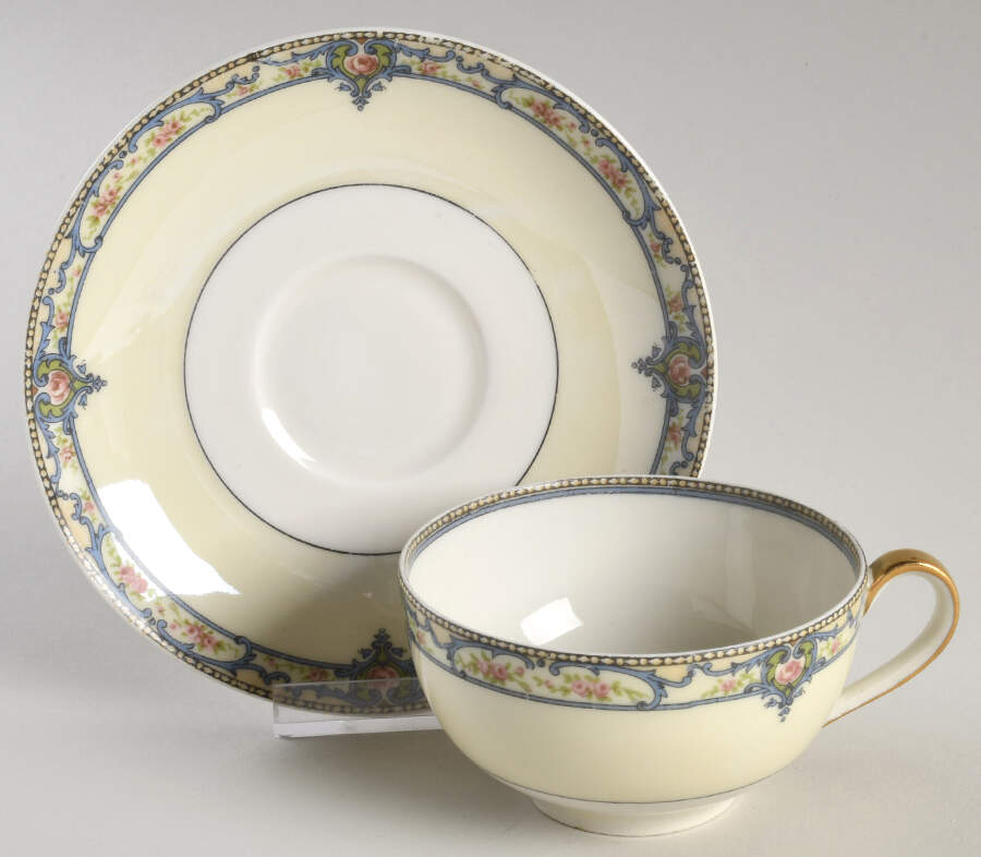 Schleiger 170-4 Flat Cup & Saucer Set by Haviland-1