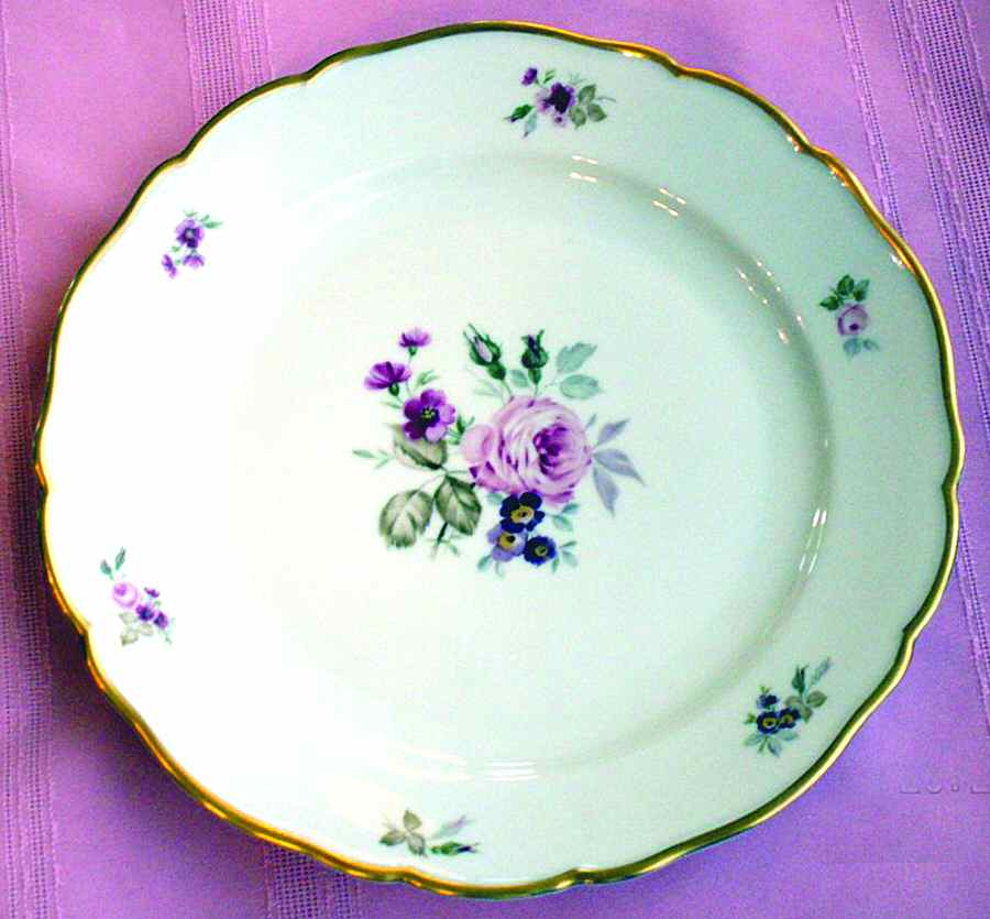 31374 Dinner Plate by Hutschenreuther-1