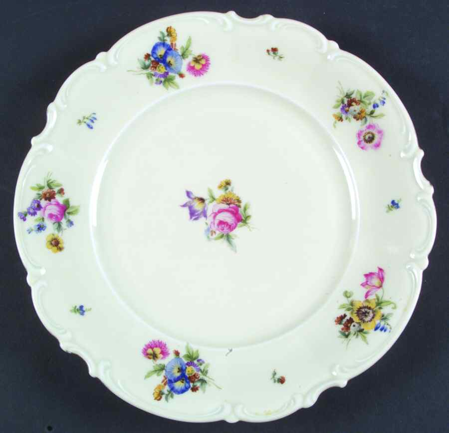 7823 Dinner Plate by Hutschenreuther-1