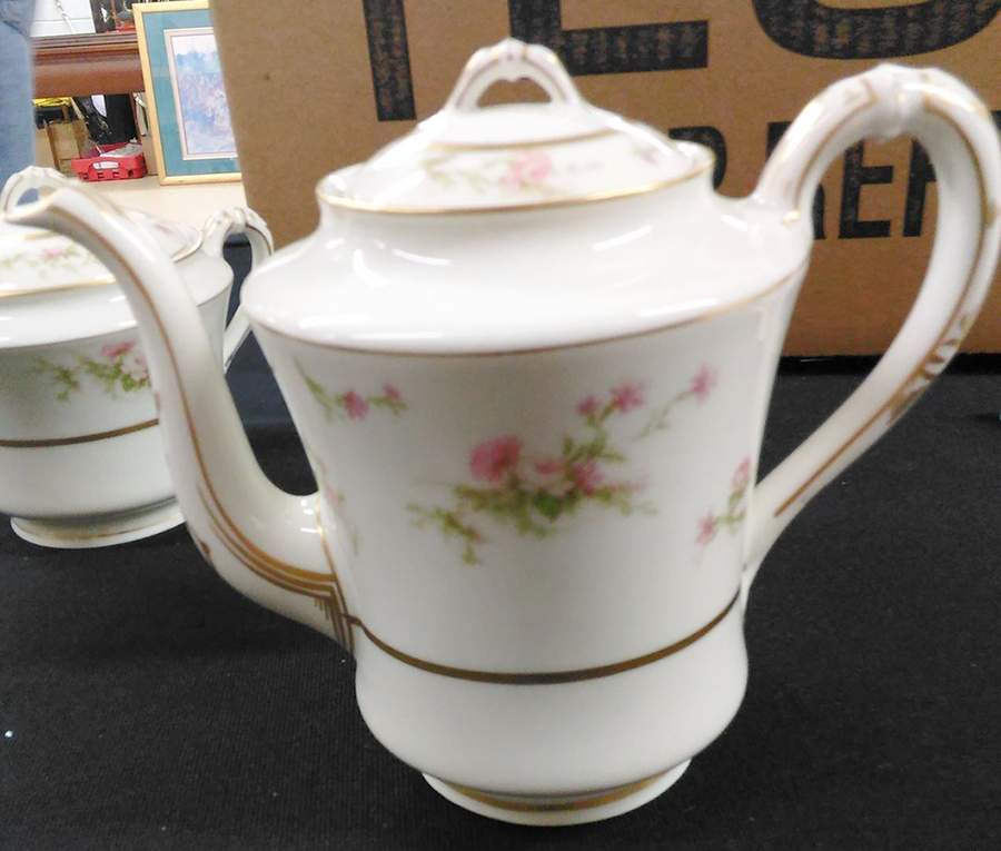 Schleiger 53-2 Coffee Pot & Lid by Haviland-1