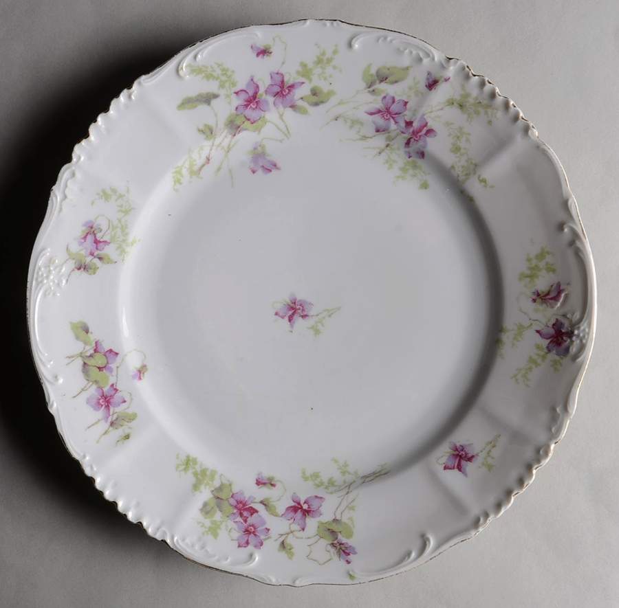 HAB78 Dinner Plate by Habsburg-1