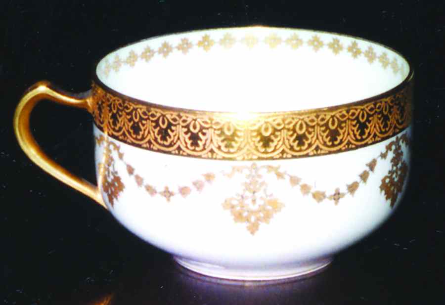 H3186 Flat Cup by Haviland-1