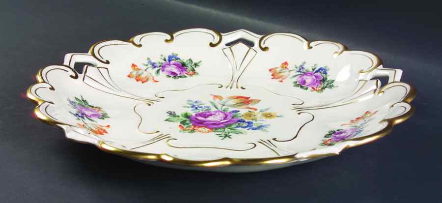 7427-8 Cake Plate by Graf Von Henneberg-1