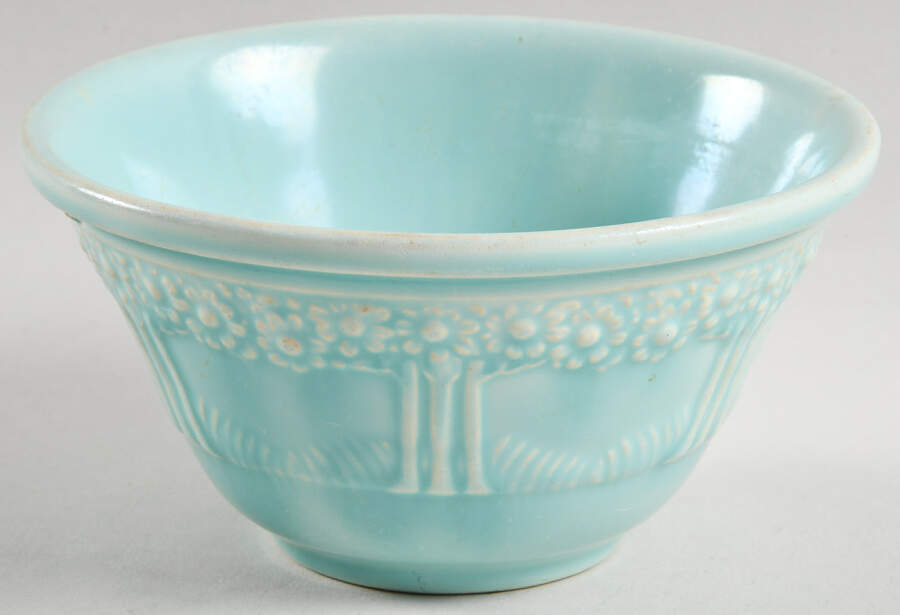Appletree Green 5" Mixing Bowl by Homer Laughlin -1