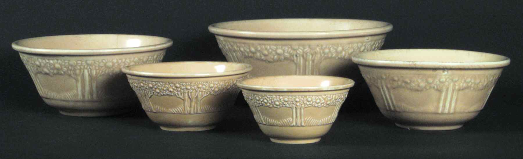 Appletree Yellow 8" Mixing Bowl by Homer Laughlin -1