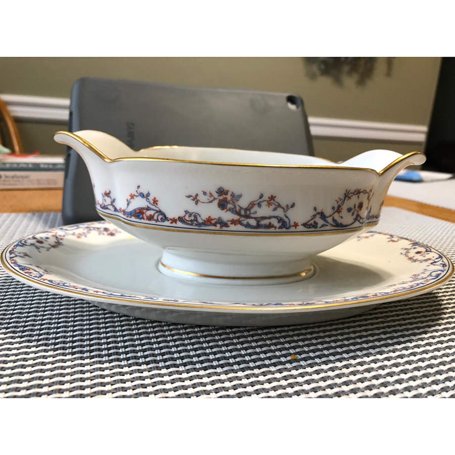 H3207 Gravy Boat with Attached Underplate by Haviland-1