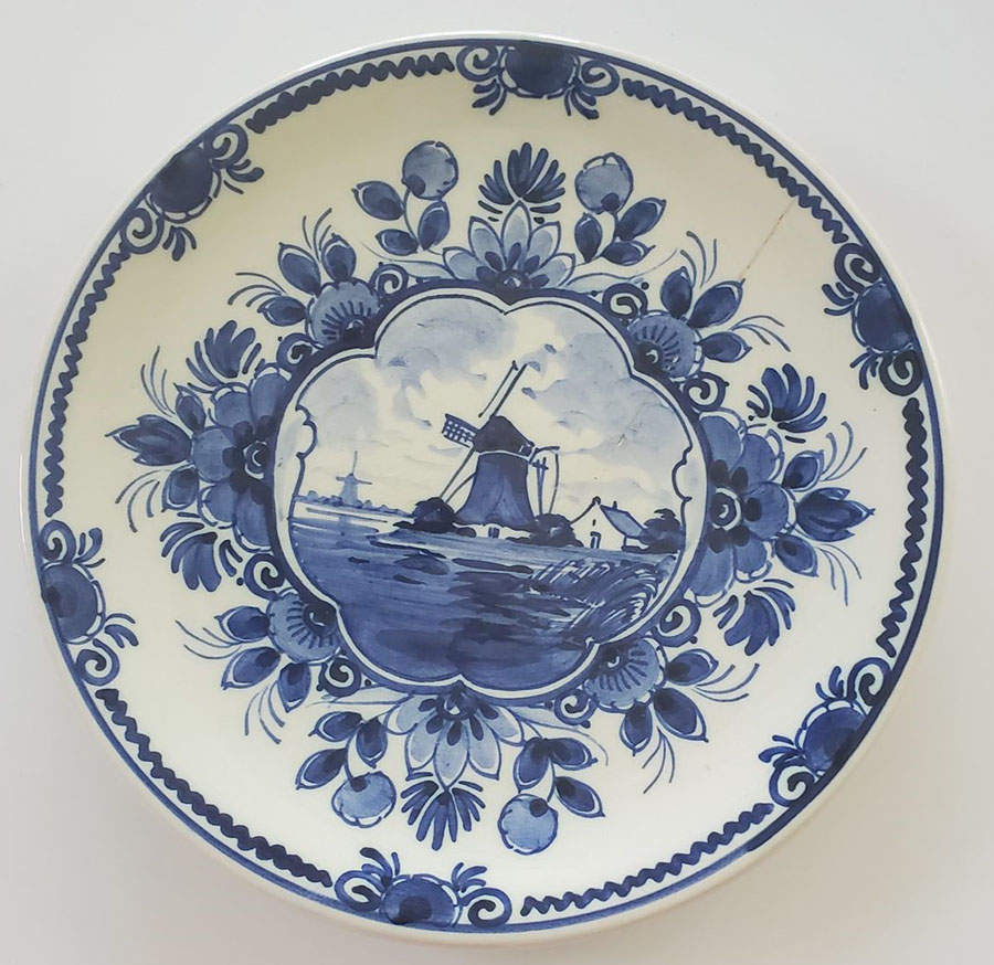 Delfts Blauw Wall Plate by Holland-1