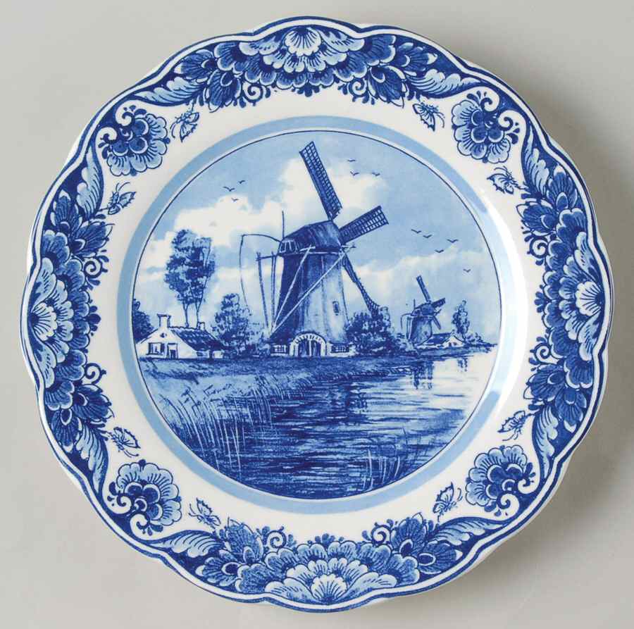 Delfts Blauw Plate Wall by Holland-1