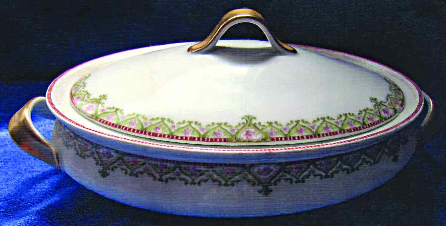 Schleiger 617-1 Round Covered Vegetable by Haviland-1